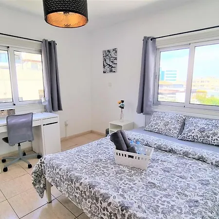 Comfy And Exquisite In A Shared 3br Near Main Harbor, Center Διαμέρισμα Λάρνακα