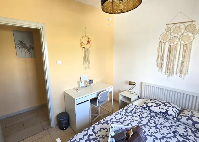 Comfy And Exquisite In A Shared 3br Near Main Harbor, Center Appartement *