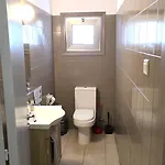 Comfy And Exquisite In A Shared 3br Near Main Harbor, Center Apartamento Larnaca